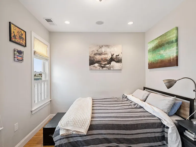 19 Burrill Pl #3 — Photo 7