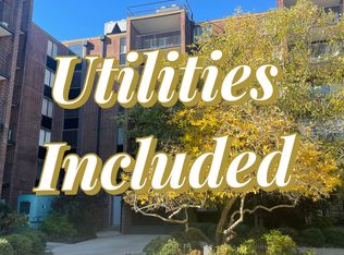 1100 Clarendon St APT 300, Fayetteville, NC 28305