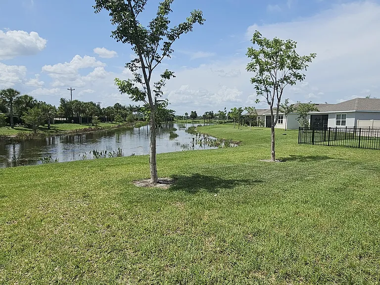 8753 Swell Brooks Ct — Photo 3