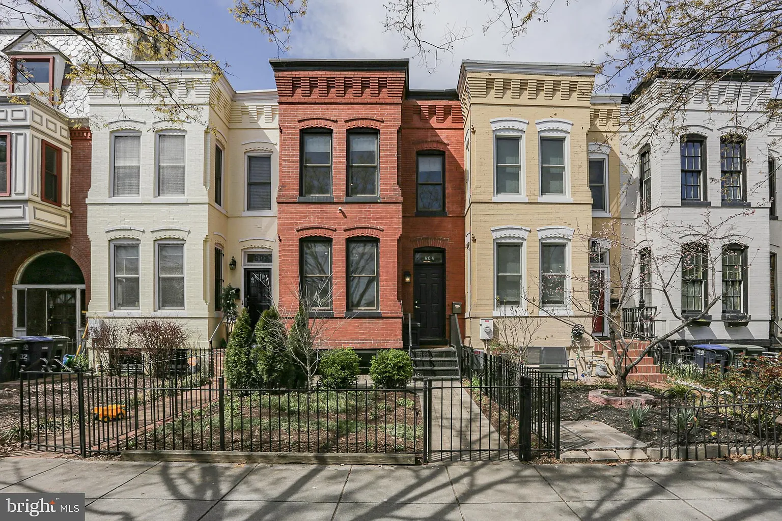 604 Tennessee Ave NE photo 1