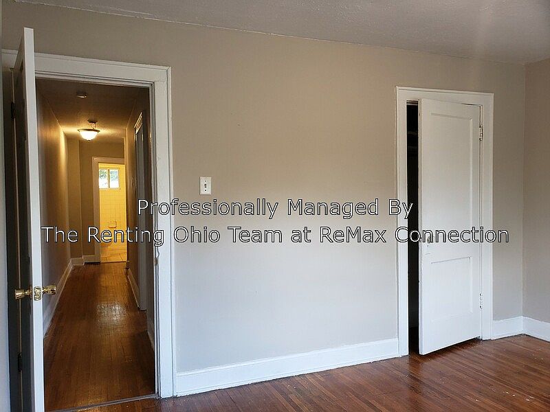 1st image of 1076 E 20th Ave
