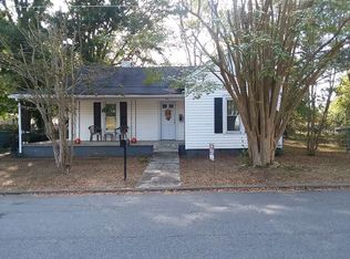 520 Walnut St, Eden, NC 27288