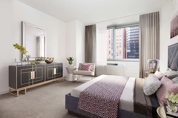 Sold by Compass | media 17