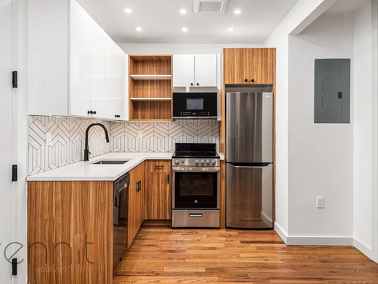 774 Lexington Ave #1A — Photo 7