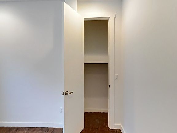 3rd image of 410 Eastern Pkwy APT 1K