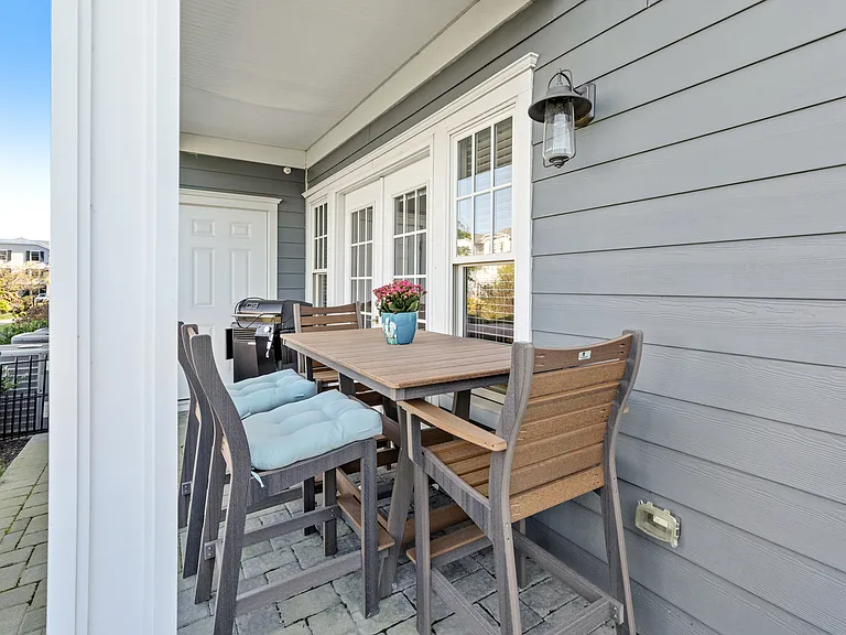 1 Village Green Dr — Photo 9