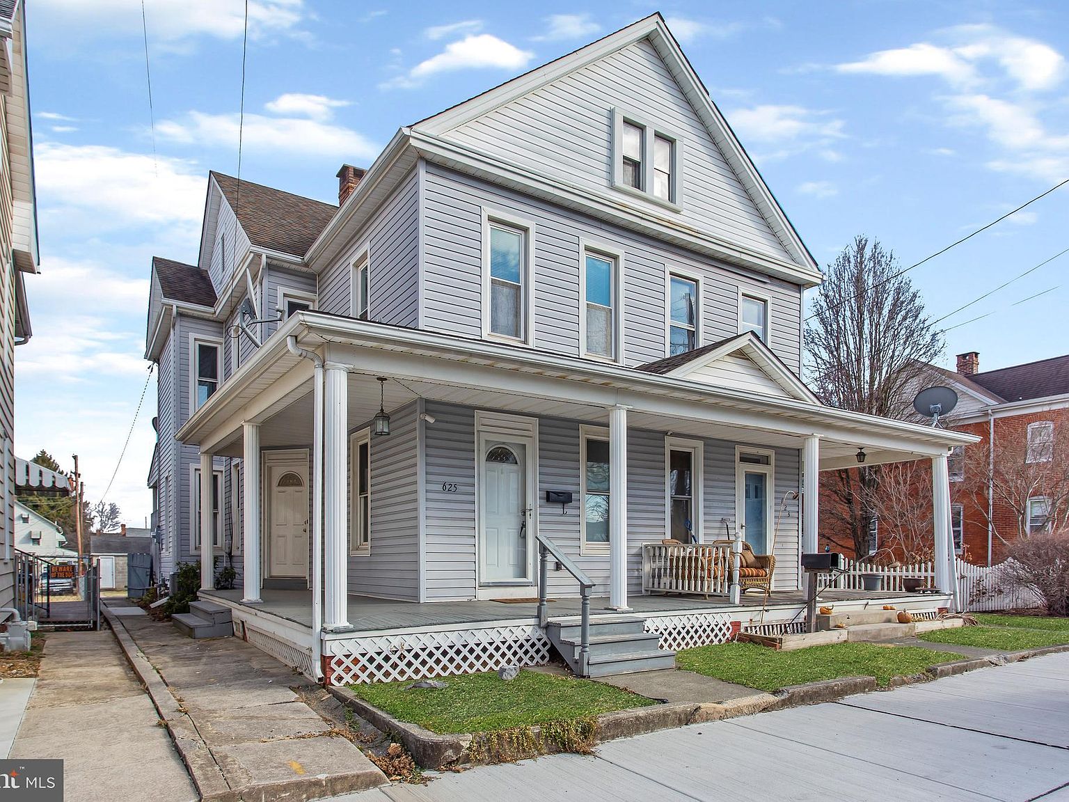 625 E Middle St, Hanover, PA 17331 | Zillow