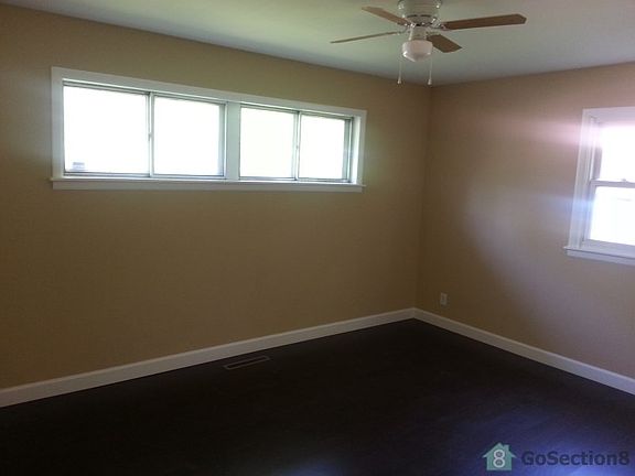 4th image of 6041 E 39th St