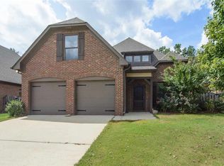 2343 Abbeyglen Cir, Hoover, AL 35226