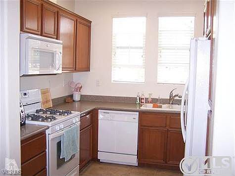 5th image of 469 Green River St #211