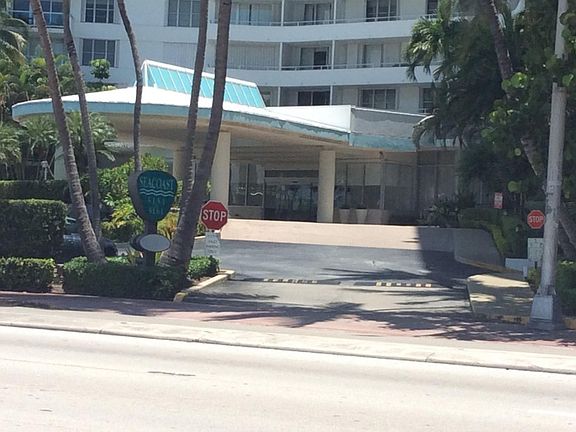 2nd image of 5161 Collins Ave APT 212