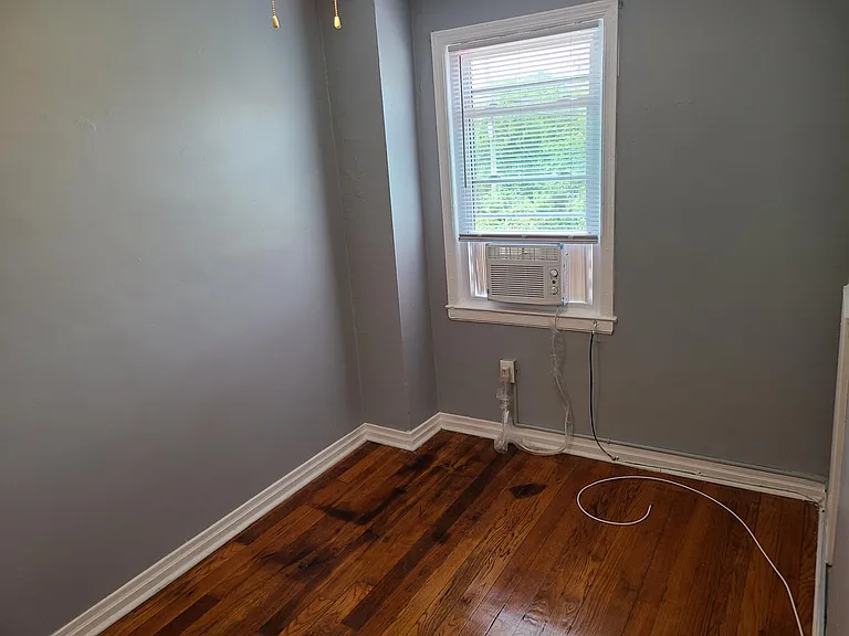 108 Sollers Point Rd — Photo 8
