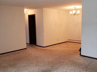 12878 Raymond Dr APT 2B, Meadville, PA 16335