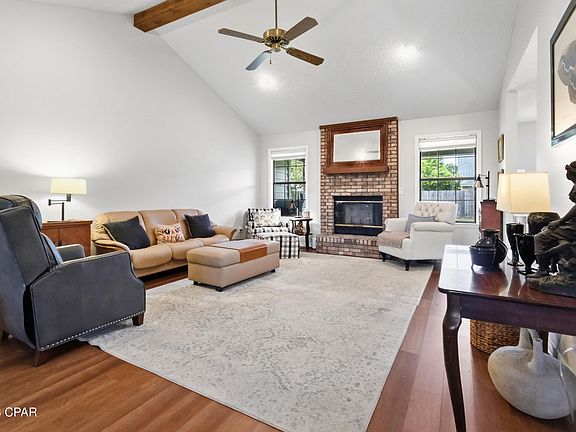 2nd image of 606 Mallory Dr