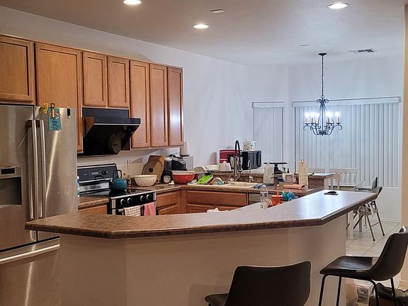 3rd image of 44242 W Venture Ln