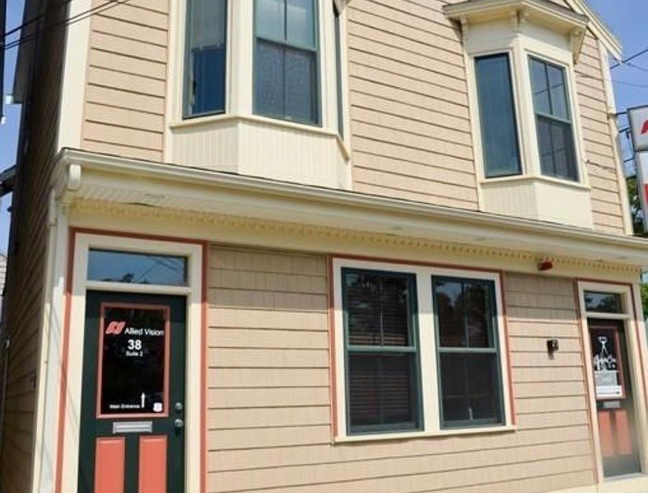 1st image of 38 Washington St #2