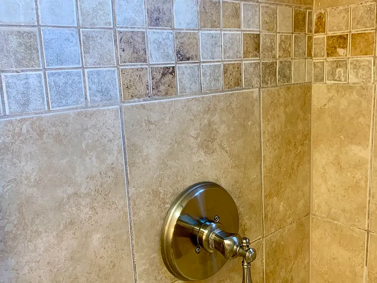 11138 Aqua Vista St #109 — Photo 12
