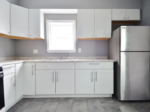 48 Humphrey Avenue image 3 of 19