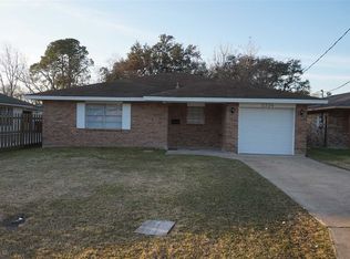 2324 Avenue B, Nederland, TX 77627
