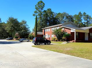 900 Country Club Rd APT 4, Statesboro, GA 30458