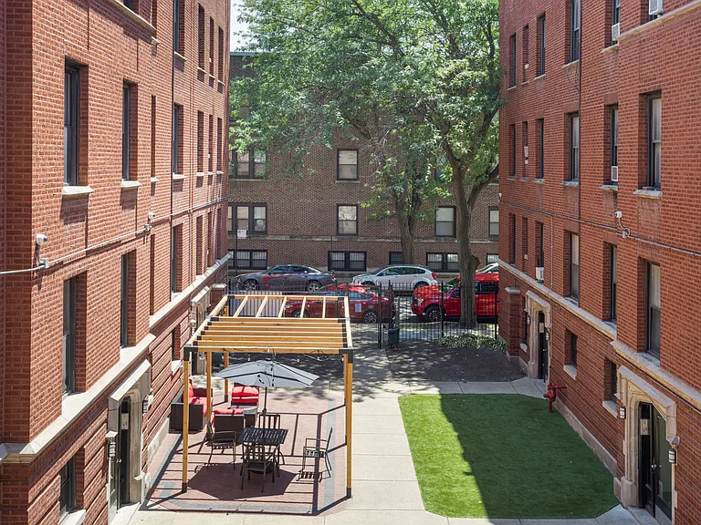 1704.5 W Juneway Ter #1G — Photo 16