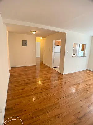 Rented by Smart NY Realty LLC | media 3