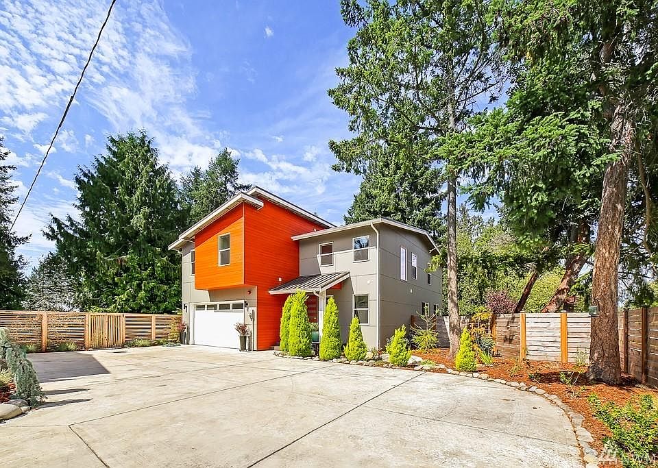 1st image of 19221 1st Ave S