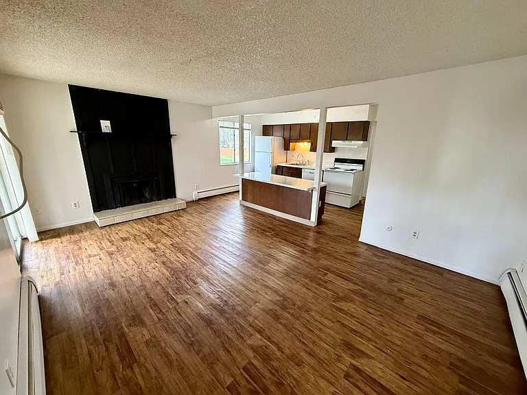 2897 Greenland Drive — Photo 12