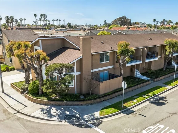 16861 Green Ln, Huntington Beach, CA 92649