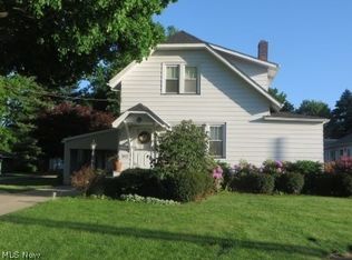 3822 Lake Rd W, Ashtabula, OH 44004