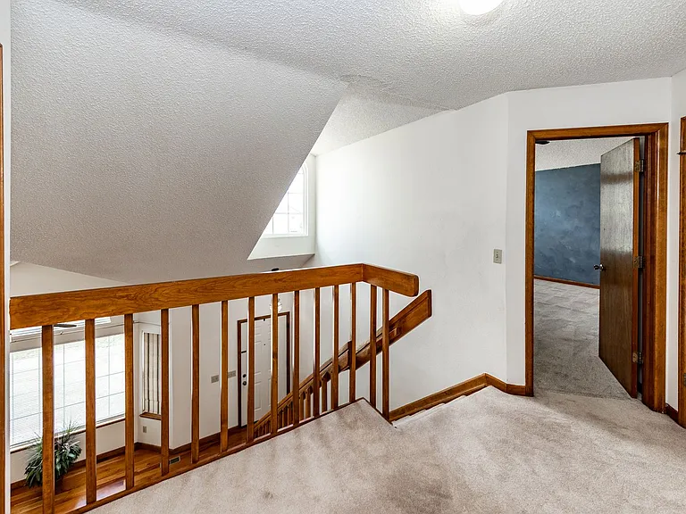 6930 Native Cir — Photo 27
