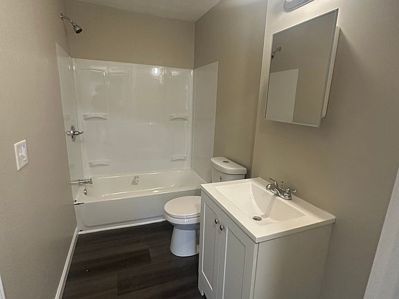 3rd image of 3900 W 23rd St #2