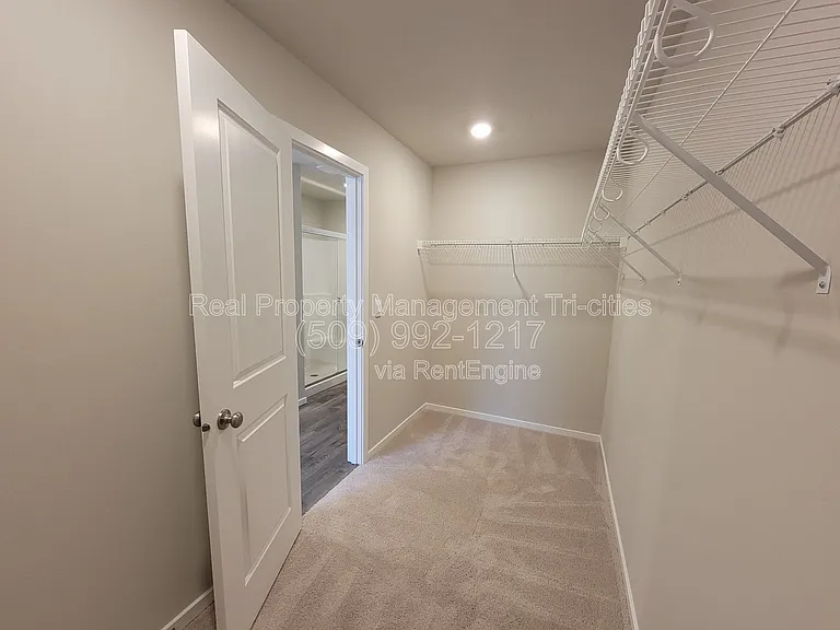 7752 Ranchland Ln — Photo 16