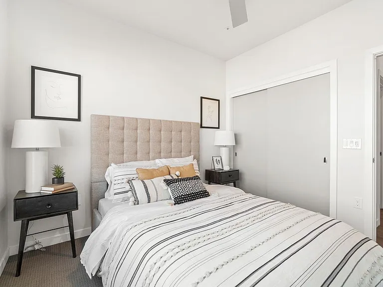 Mile High Apartments at Sloan's Lake — Photo 3