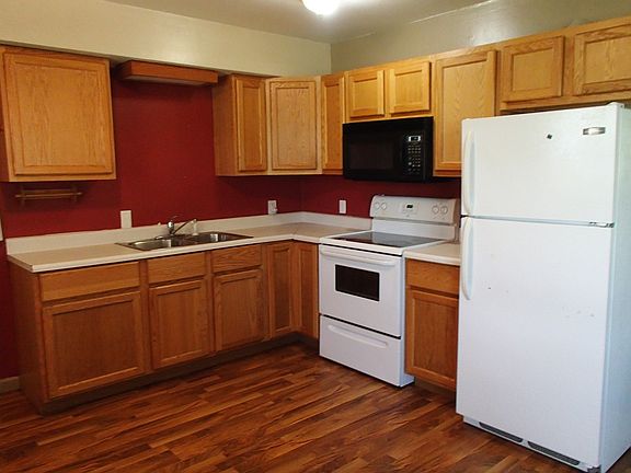 2nd image of 3211 W White Lake Dr
