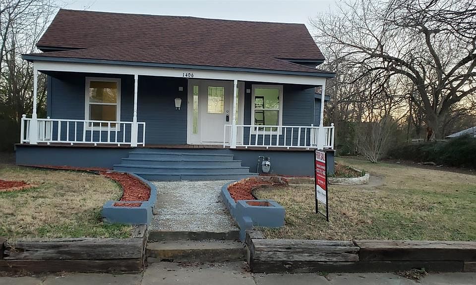 1st image of 1406 E Wells Ave