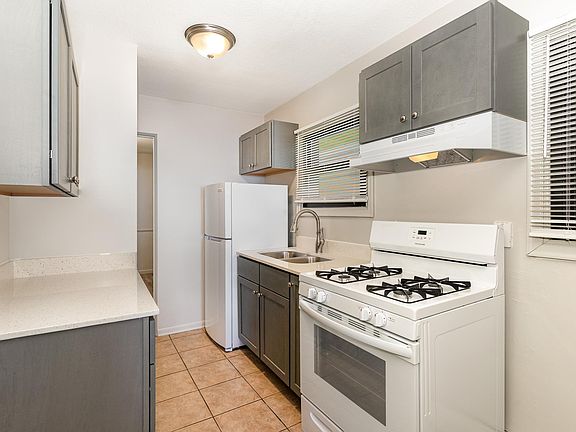 2nd image of 2808 30th Ave S #2