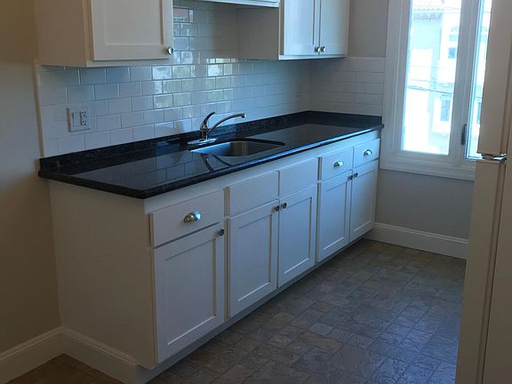 3rd image of 2345 Cabrillo St #3