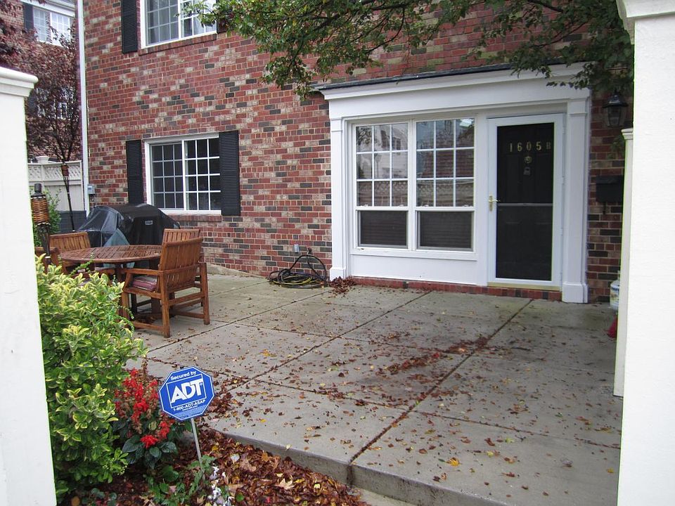 1st image of 1605 A N Van Dorn St