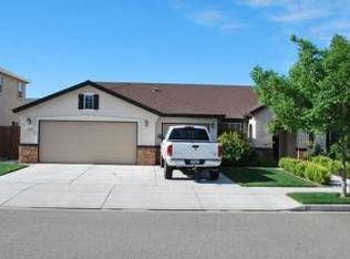 2330 Trail Way, Turlock, CA 95382