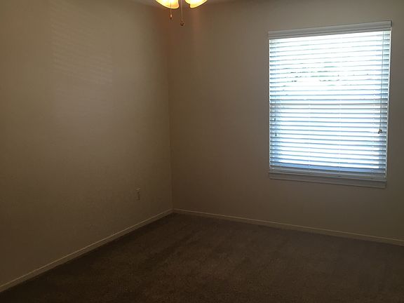 3rd image of 4956 Oakhill Dr #78-1