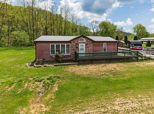 41 Creekside Dr, Ghent, KY 41045