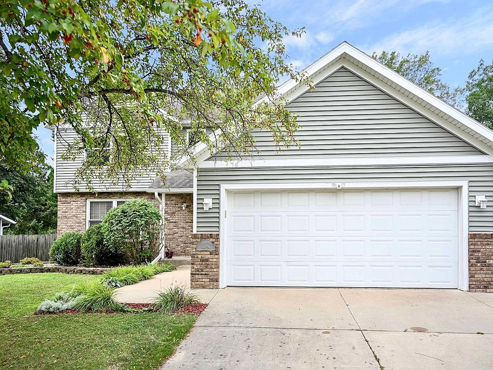 1st image of 5825 Fairway Dr NW