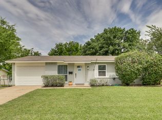 4002 Commonwealth Dr, Garland, TX 75043