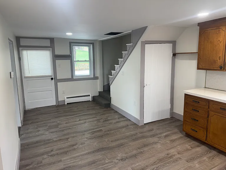 242 Summitville Rd — Photo 3