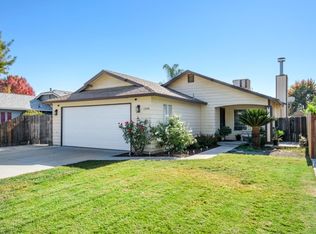 1340 Rayser St, Kingsburg, CA 93631