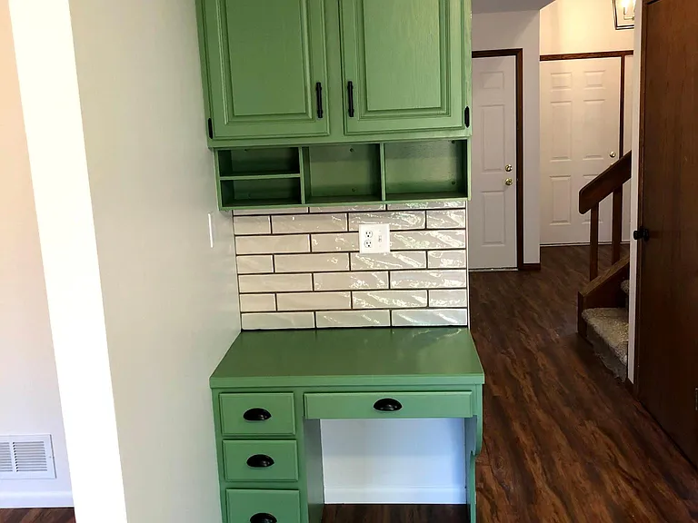 4685 Lindbergh Dr — Photo 13