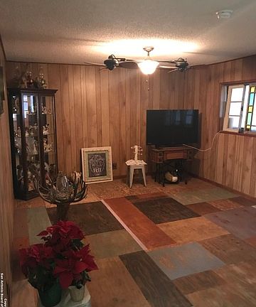 3rd image of 10621 W Ih 10