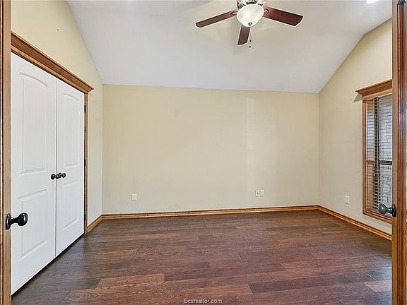 3rd image of 4016 Rocky Vista Dr