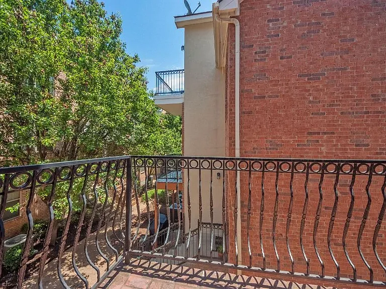 5713 Lewis St — Photo 18
